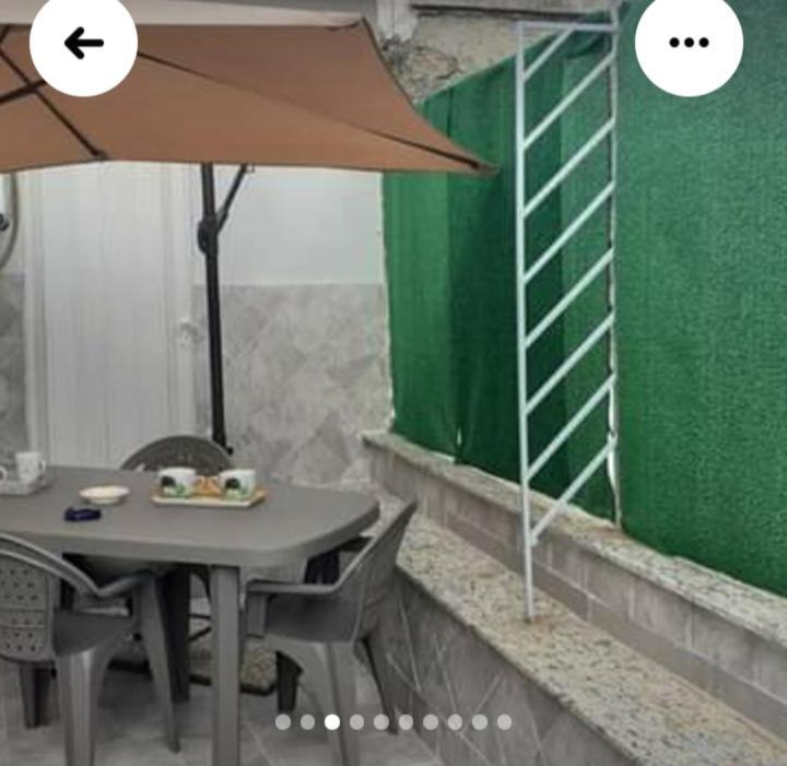 La Dimora Di Rosy Hotel Nápoly Kültér fotó