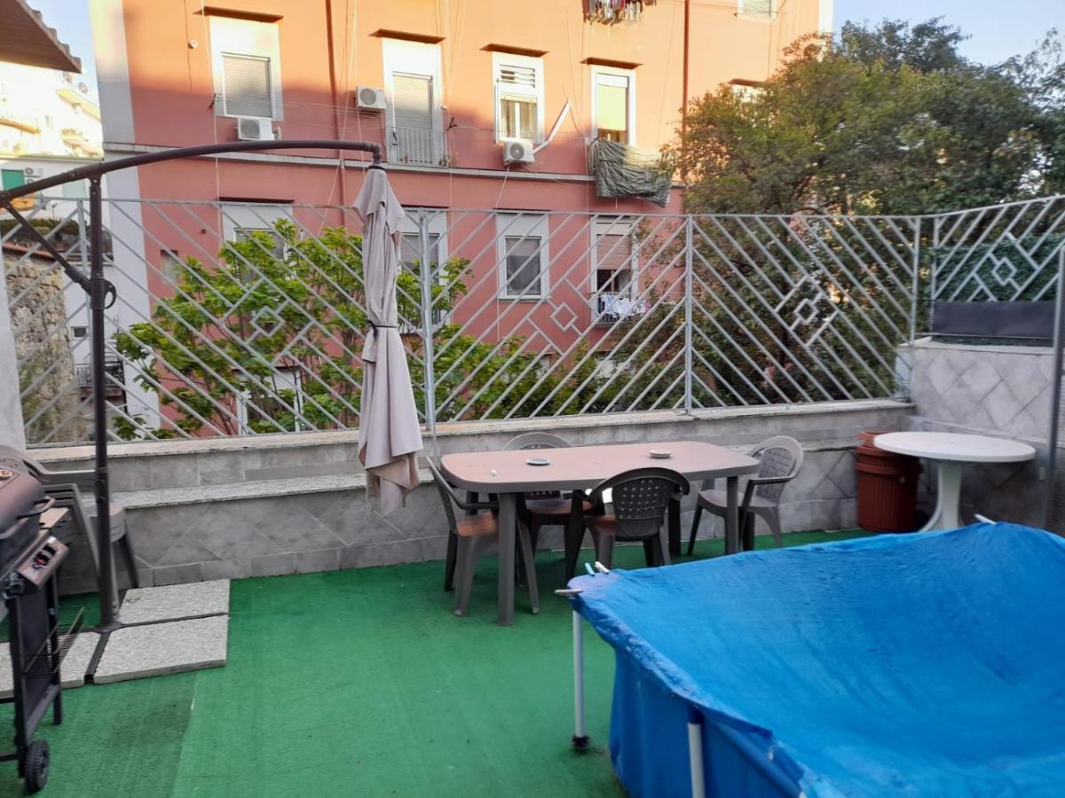 La Dimora Di Rosy Hotel Nápoly Kültér fotó